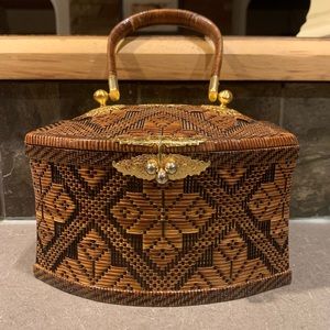 Yarn Lipao Royal Woven Basket